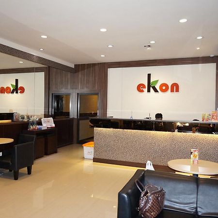 Ekon Hotel Yogyakarta Dış mekan fotoğraf