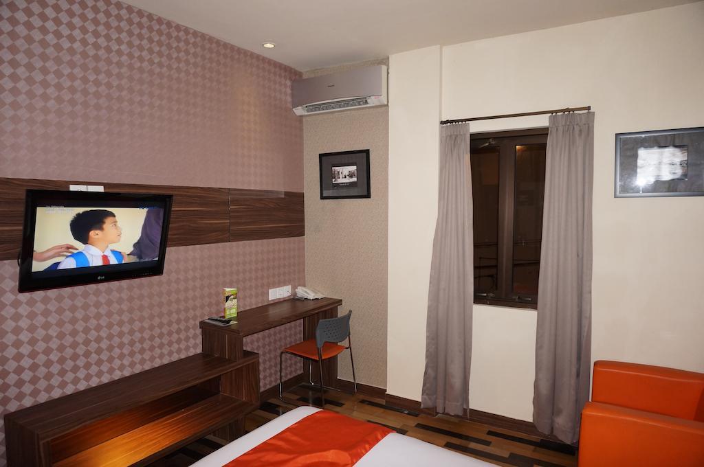 Ekon Hotel Yogyakarta Oda fotoğraf
