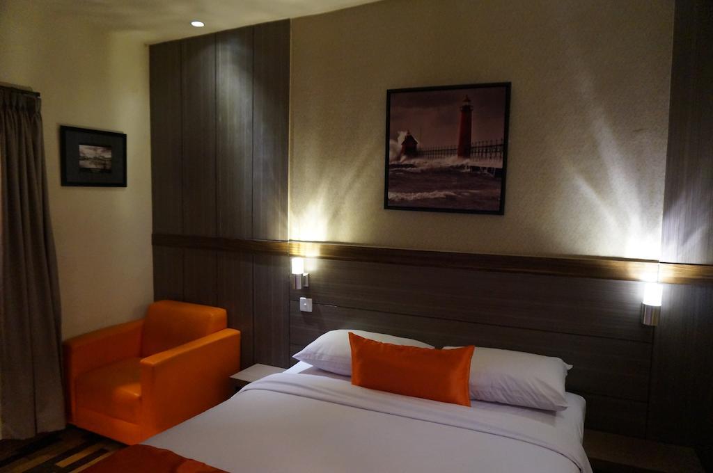 Ekon Hotel Yogyakarta Oda fotoğraf